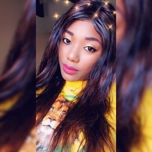 Meet your Posher, Adassa